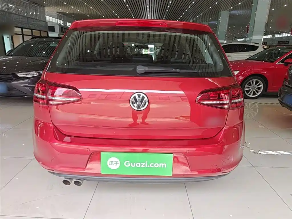 Volkswagen Golf 2017 230TSI Auto Comfort Millionth Anniversary Edition фото 6