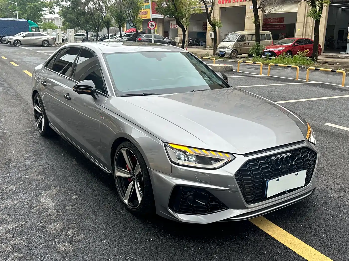 AUDI A4L