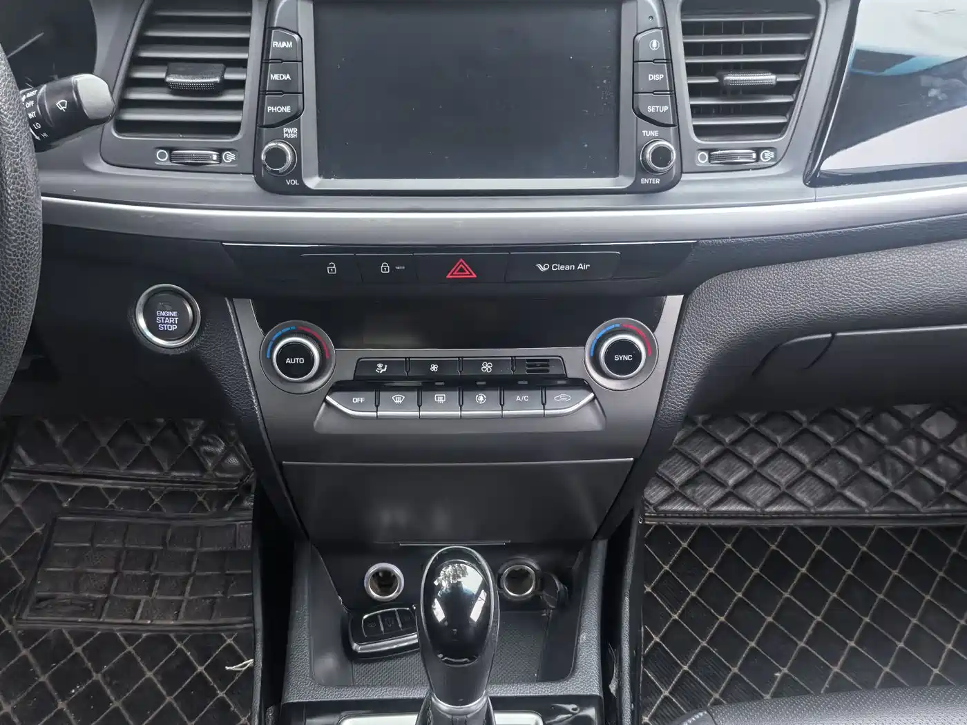 HYUNDAI NAME PICTURE