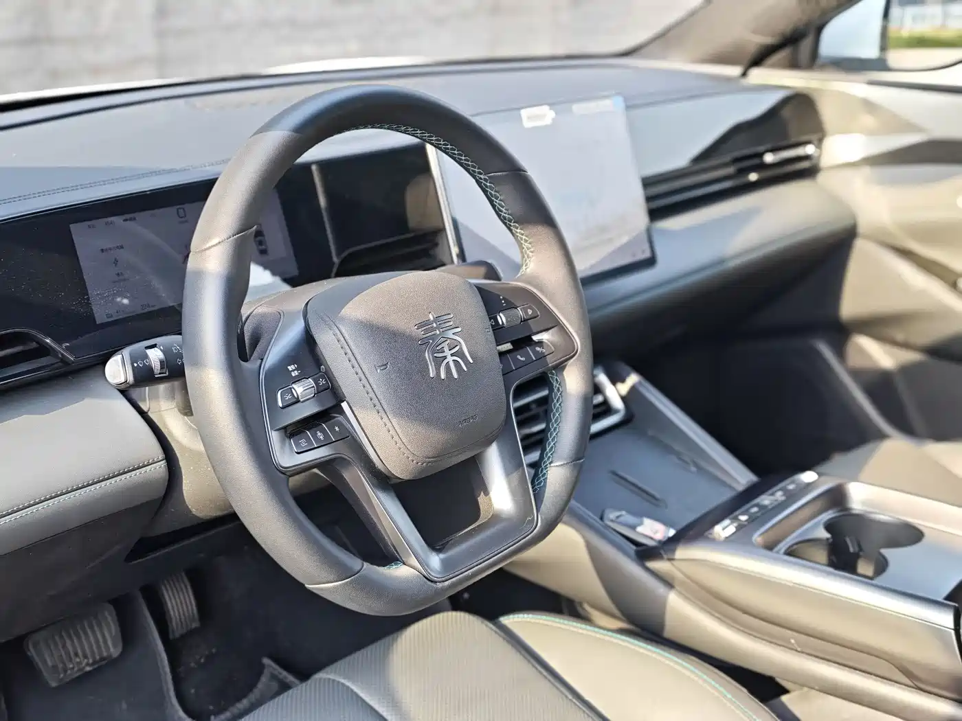 BYD Qin L 2025 EV 545KM Superior фото 7