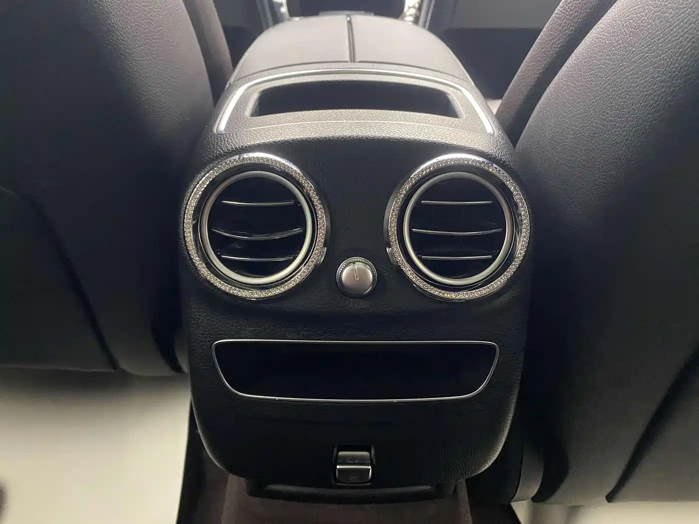 Mercedes-Benz GLC 2021 GLC 260 L 4MATIC Sporty фото 29