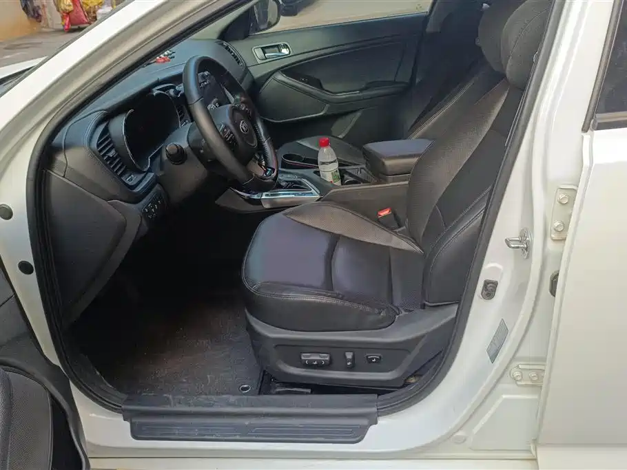 Kia K5 2014 2.0L Automatic LUXURY фото 9