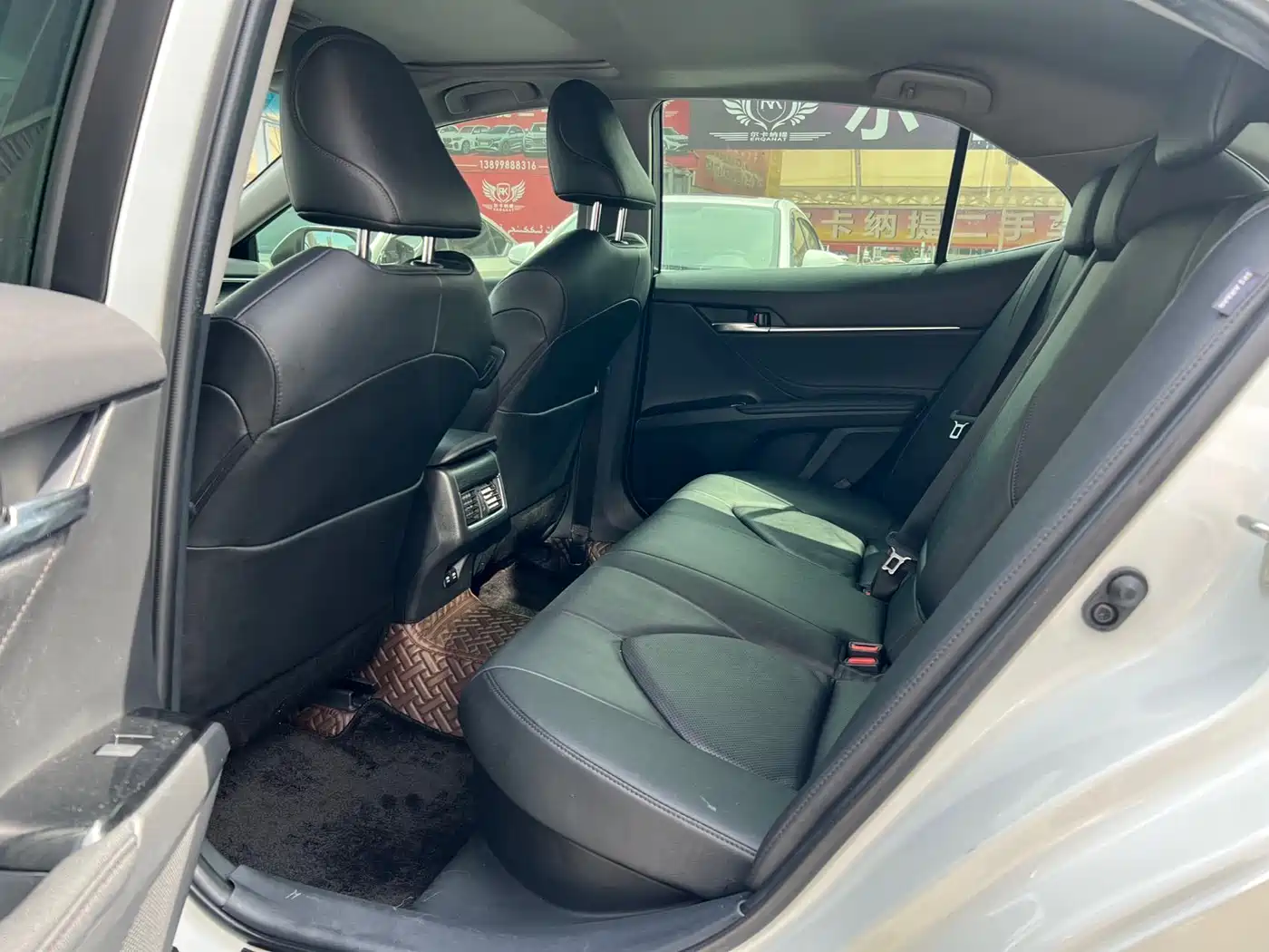 Toyota Camry 2021 Hybrid 2.5HGVP Leading Edition фото 9