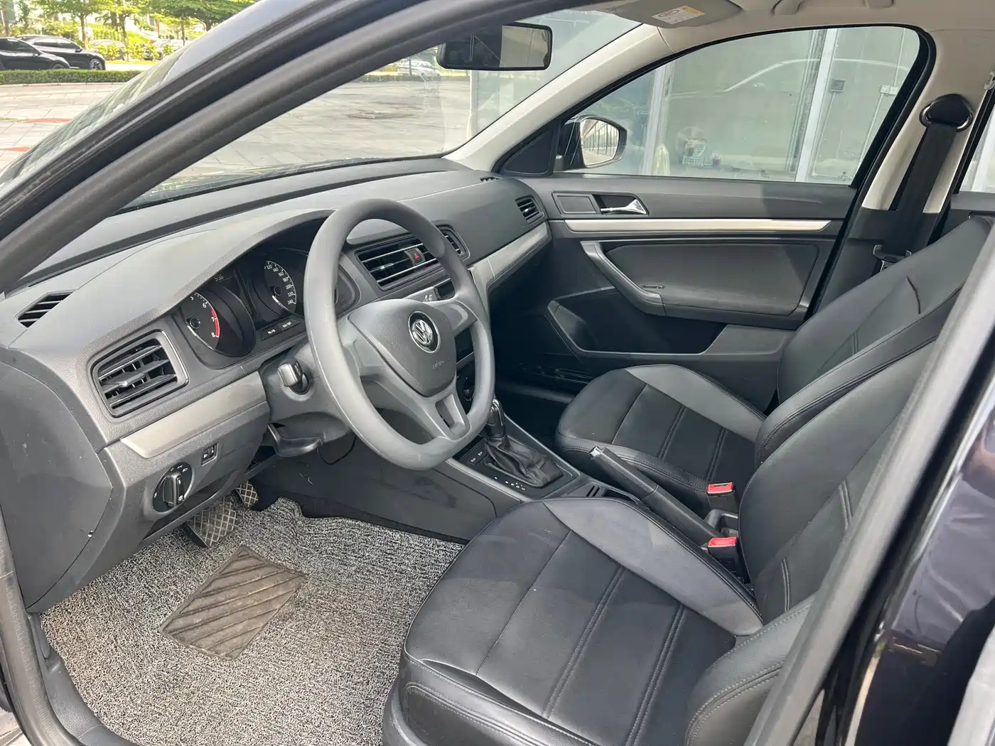 Volkswagen Lavida 2021 1.5L Automatic Trend Edition фото 9