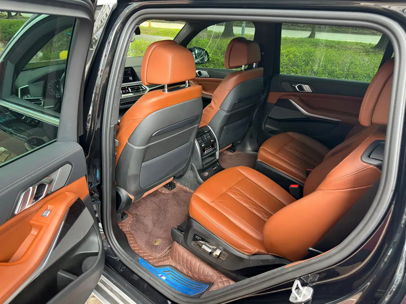 BMW X7 2022 xDrive40i Exclusive M Sport Package фото 9