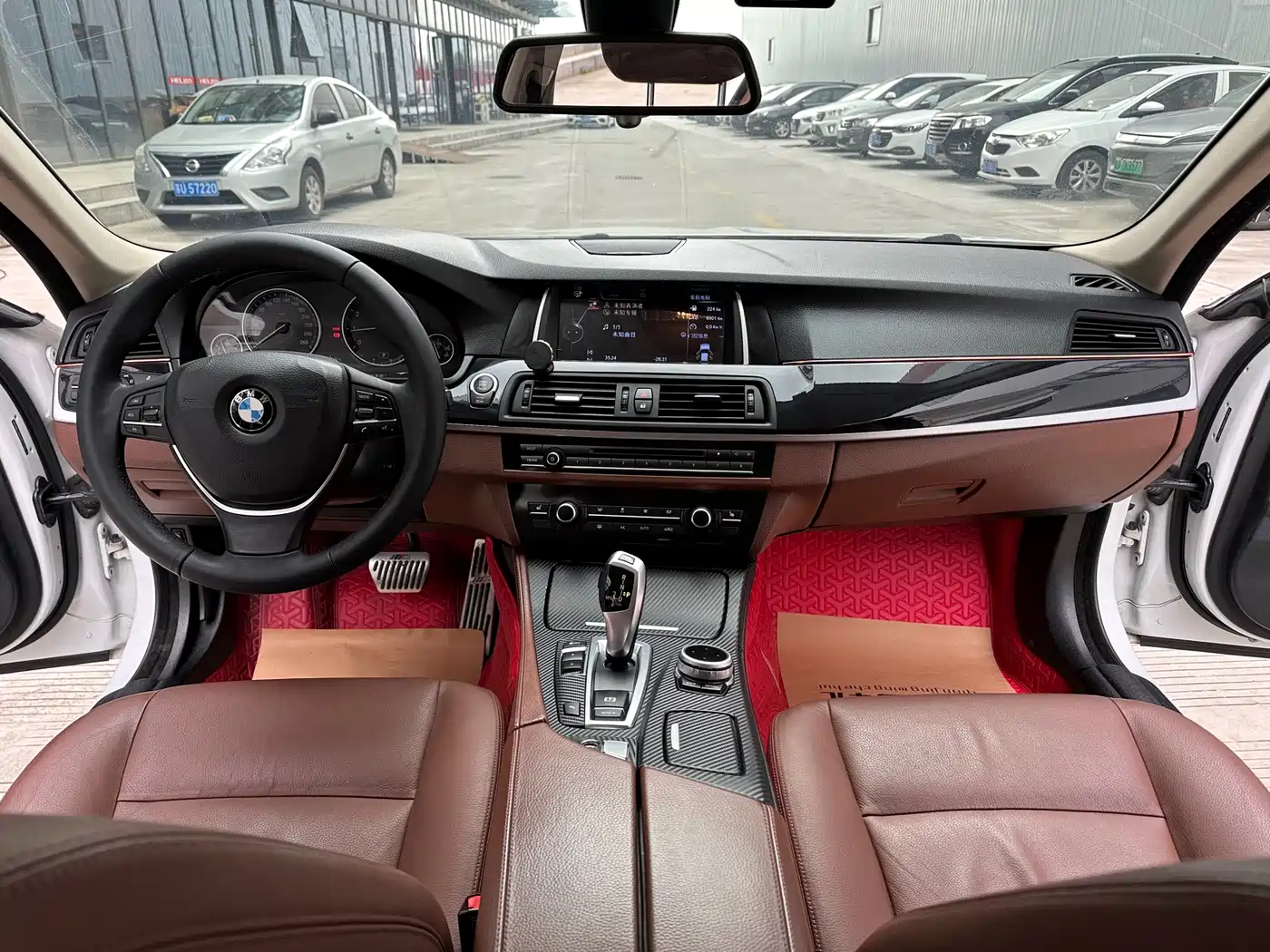 BMW 5 Series 2017 520Li Classic Edition фото 11