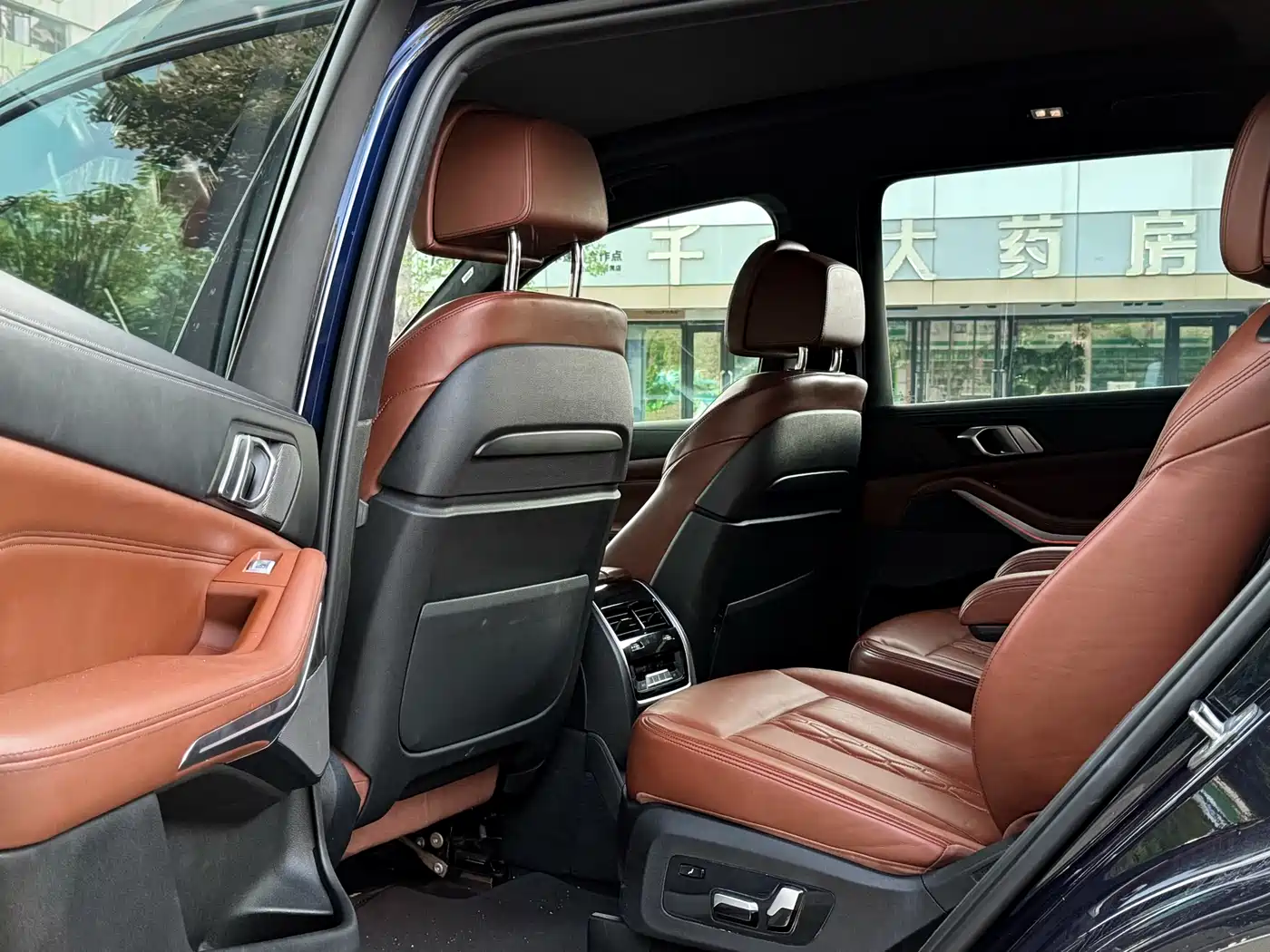 BMW X7 2020 xDrive40i Custom Limited Edition M Sport Package фото 6