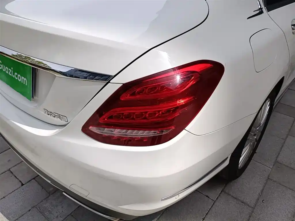 Mercedes-Benz C-Class 2017 C 180 L фото 8