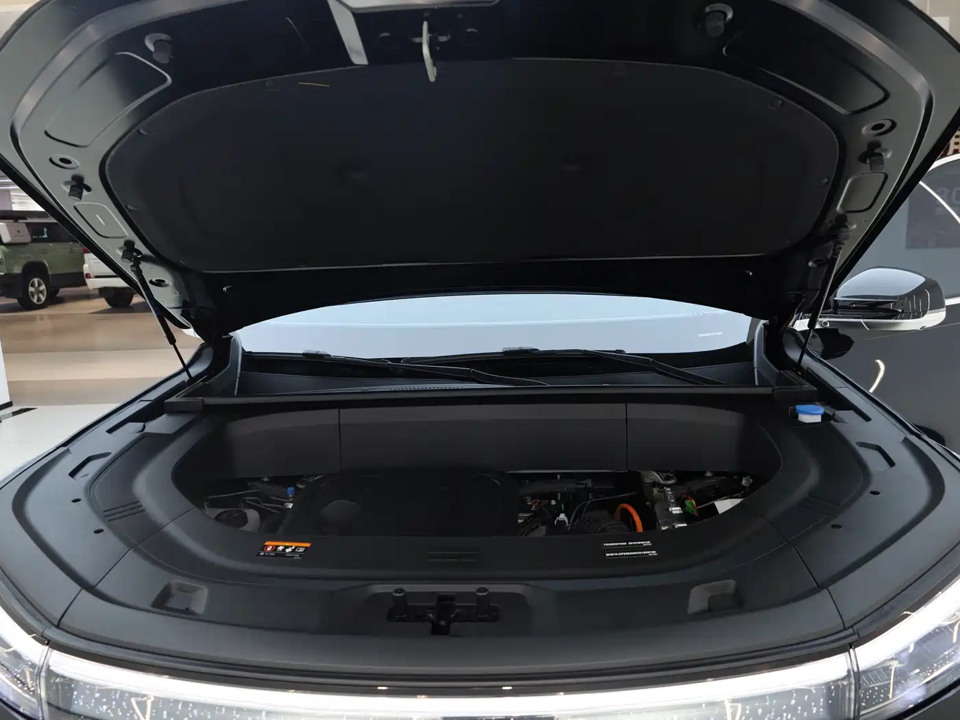 Geely Galaxy Galaxy M9 2025 Base Model фото 8
