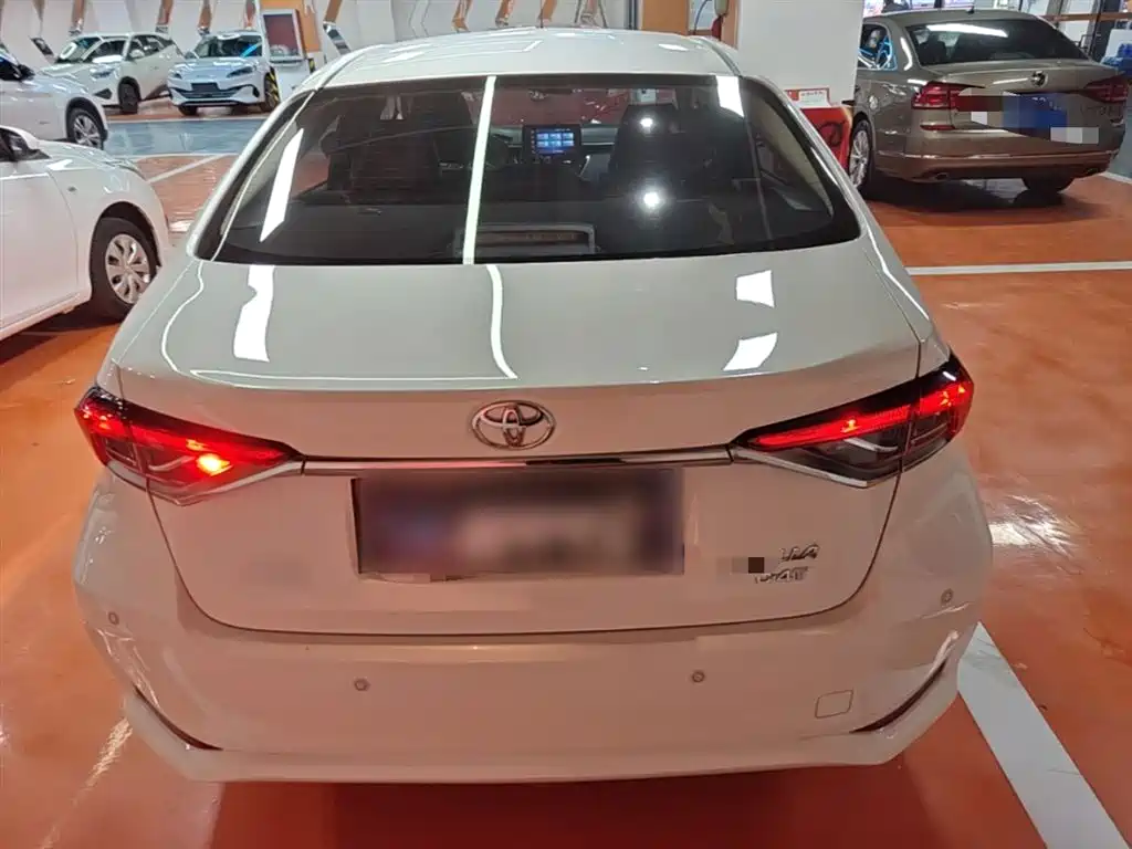 Toyota Corolla 2021 1.2T S-CVT Elite Edition фото 6