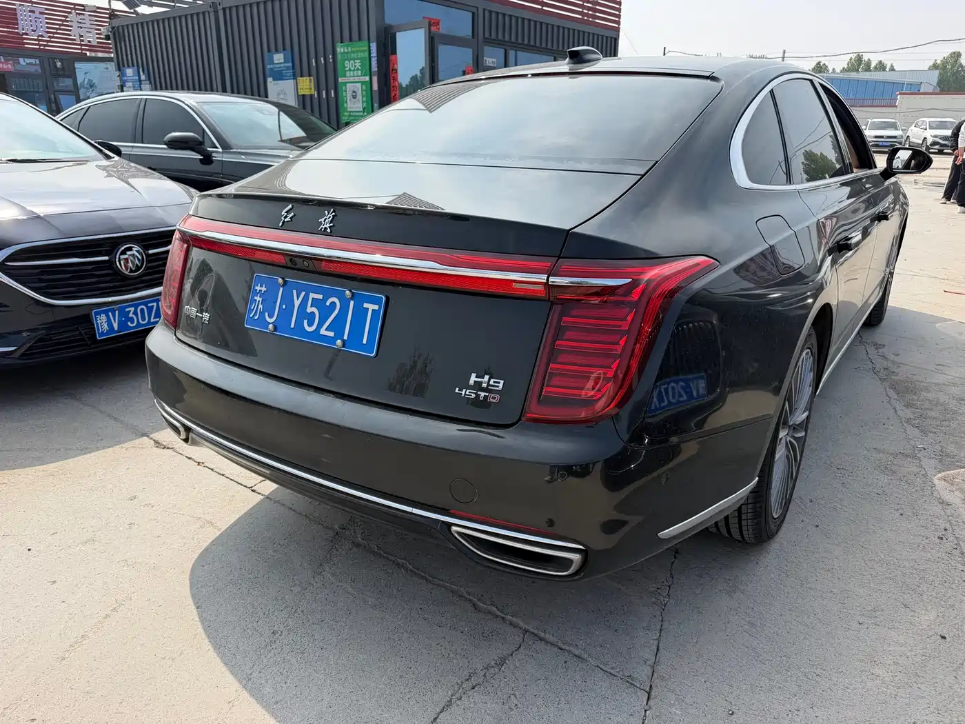 Hongqi H9 2020 2.0T Smart Connection Qi Chang Edition фото 9