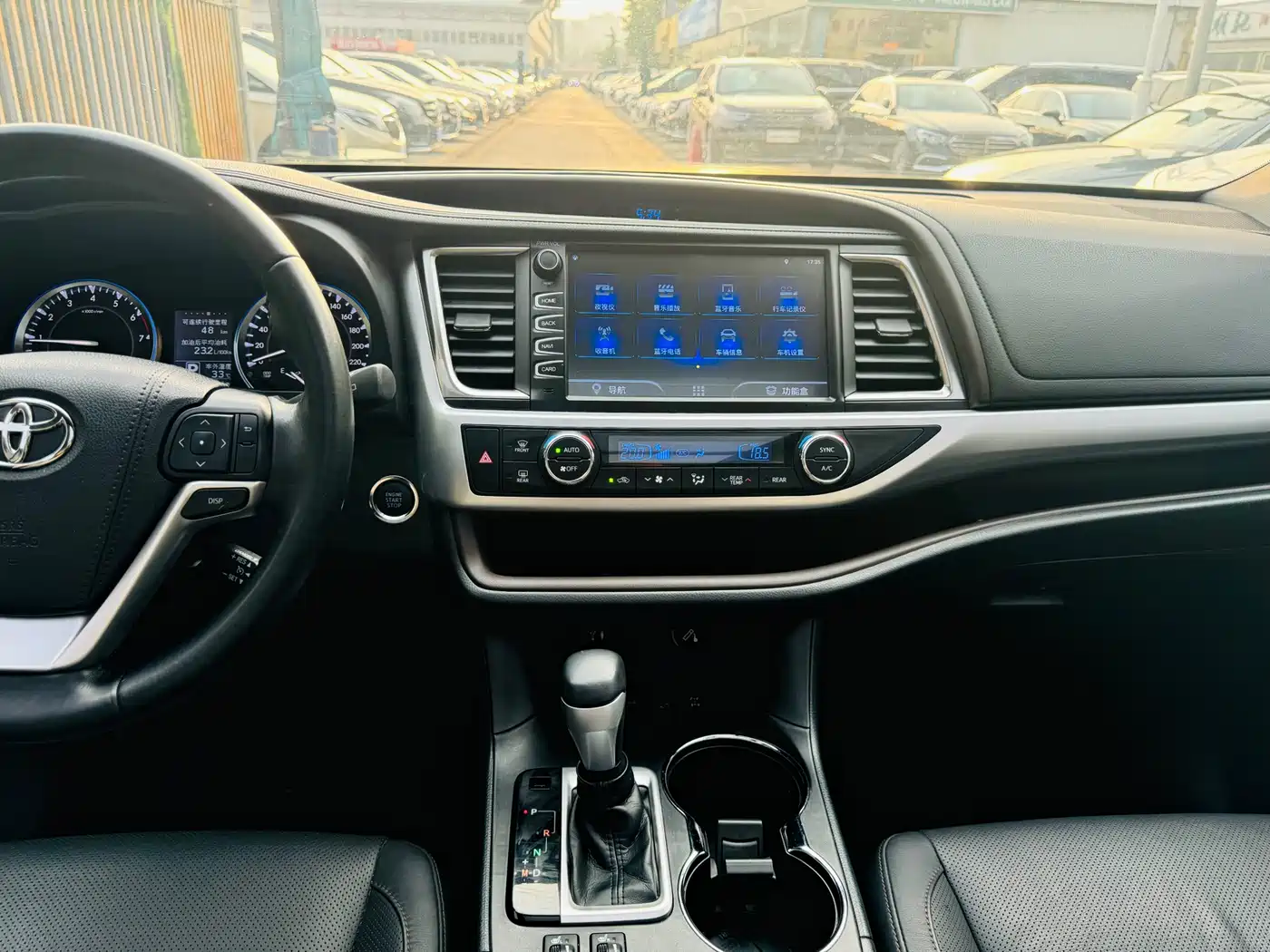 Toyota Highlander 2017 2.0T 4WD Premium 7-Seater фото 13