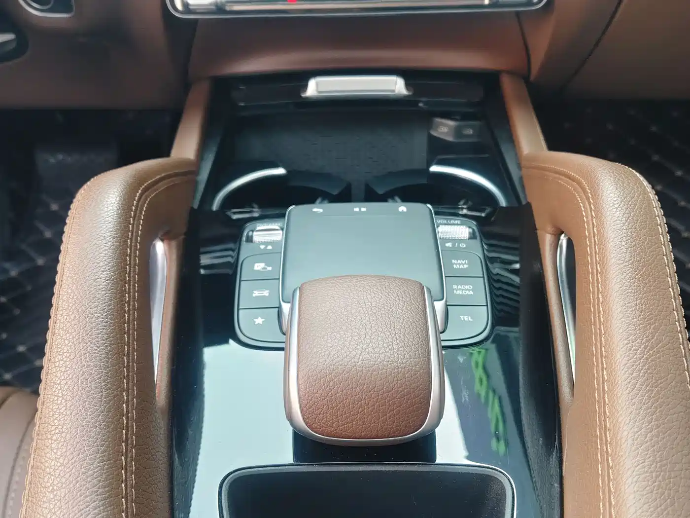 Mercedes-Benz GLE 2024 GLE 350 4MATIC Fashion фото 11