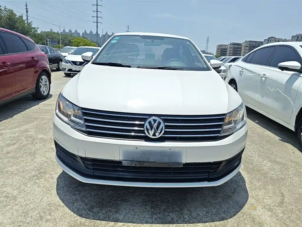 Volkswagen Lavida 2017 1.6L Automatic Trend Edition фото 3