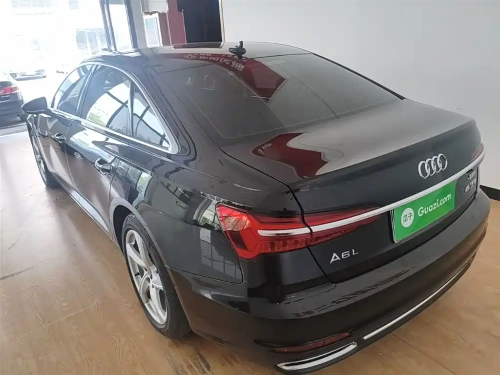 Audi A6L 2022 45 TFSI quattro Premium Elegance фото 23