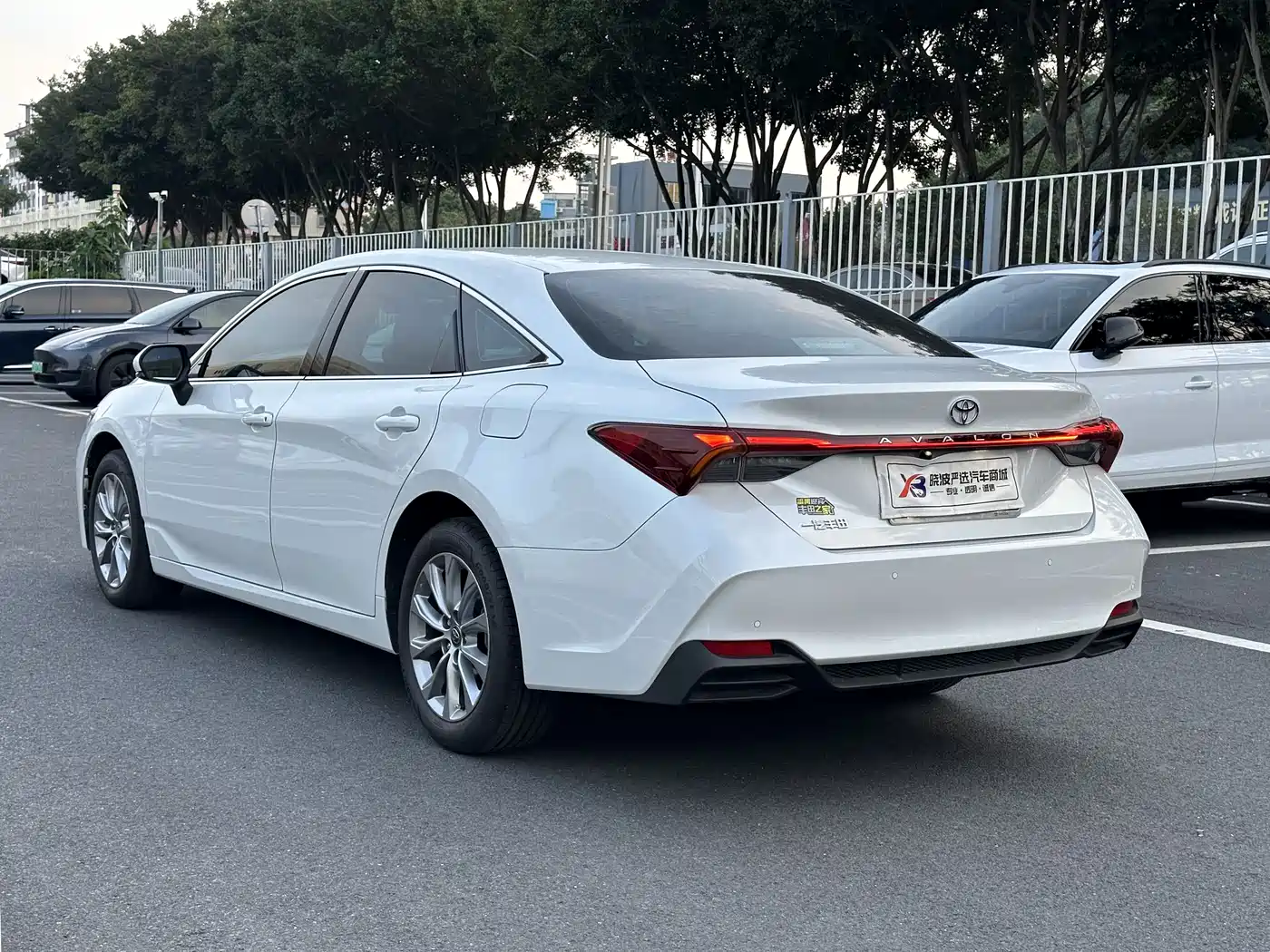 Toyota Avalon 2024 Model 2.0L Progressive Edition фото 4
