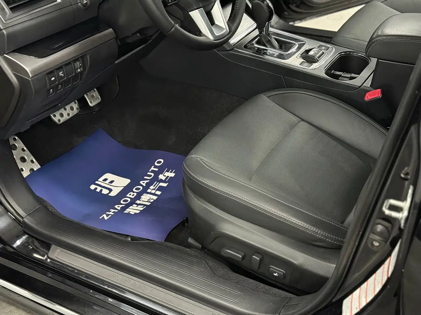 Subaru Legacy 2016 2.5i AWD Glory Edition фото 8