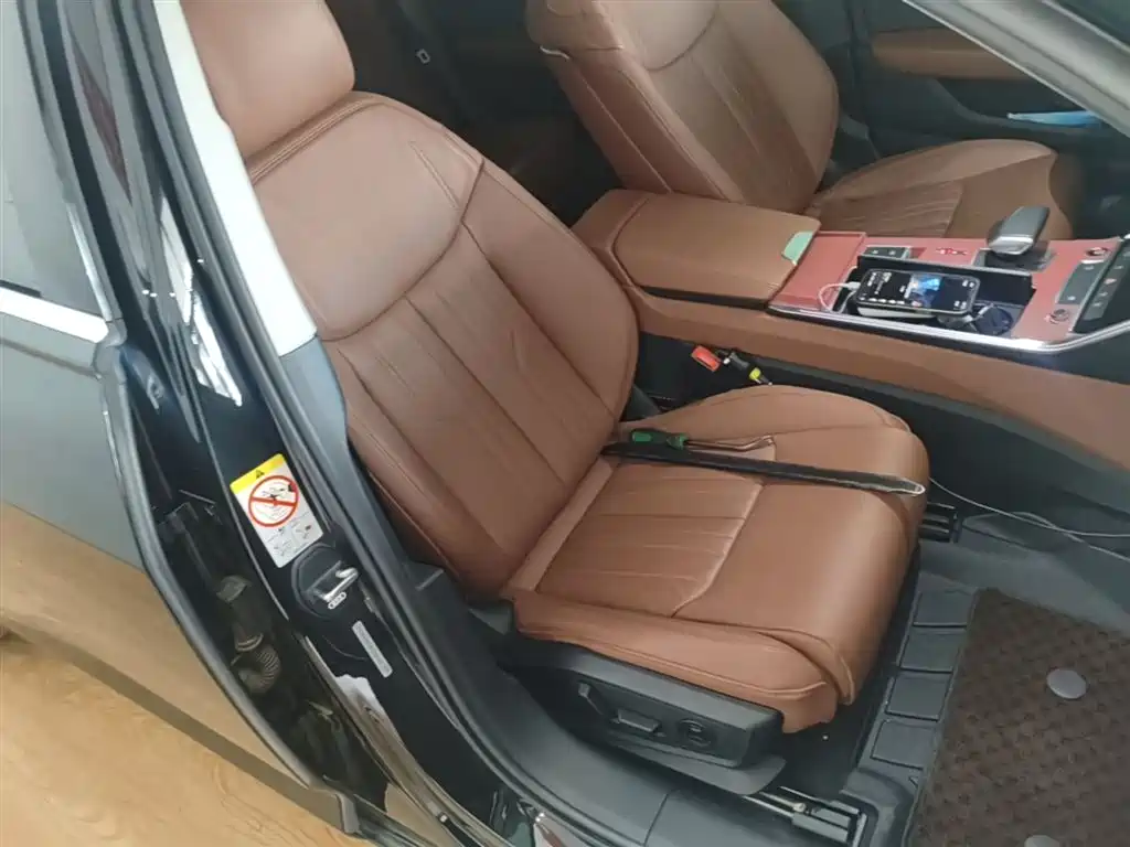Audi A6L 2022 45 TFSI quattro Premium Elegance фото 20