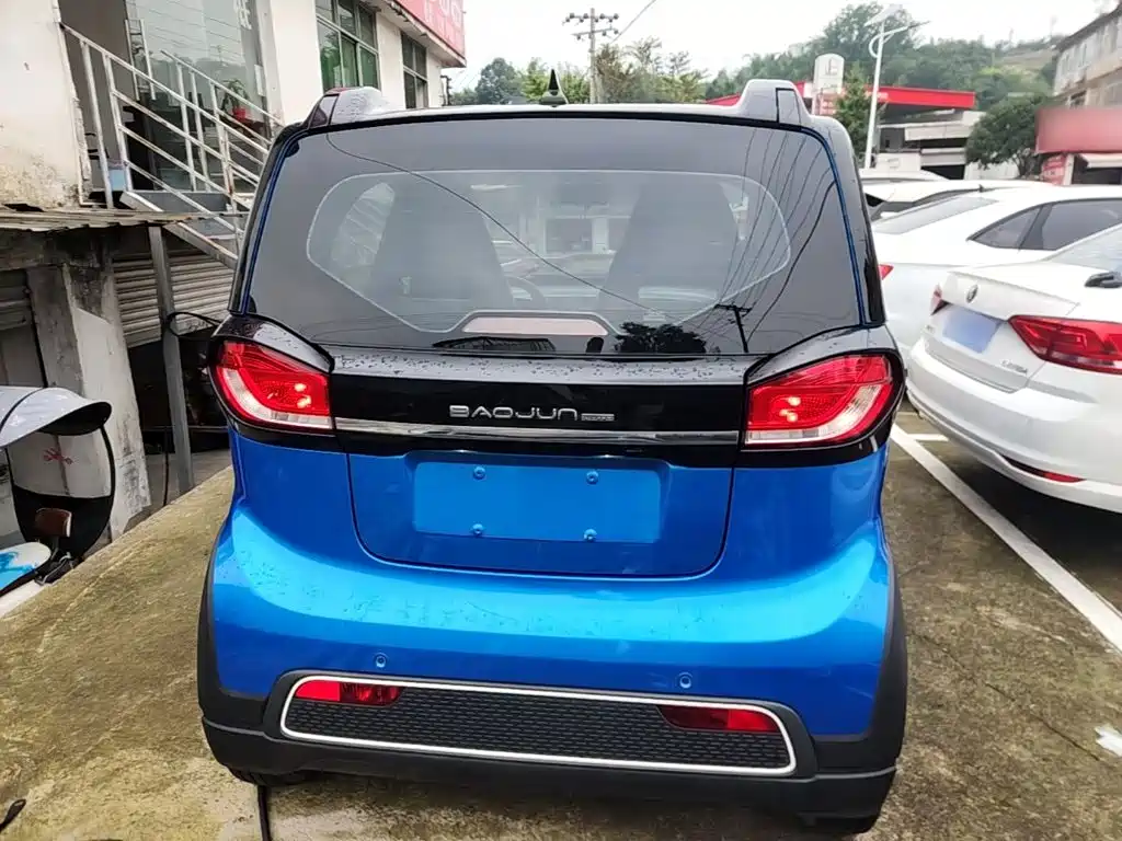 Фото 6 - Baojun E100