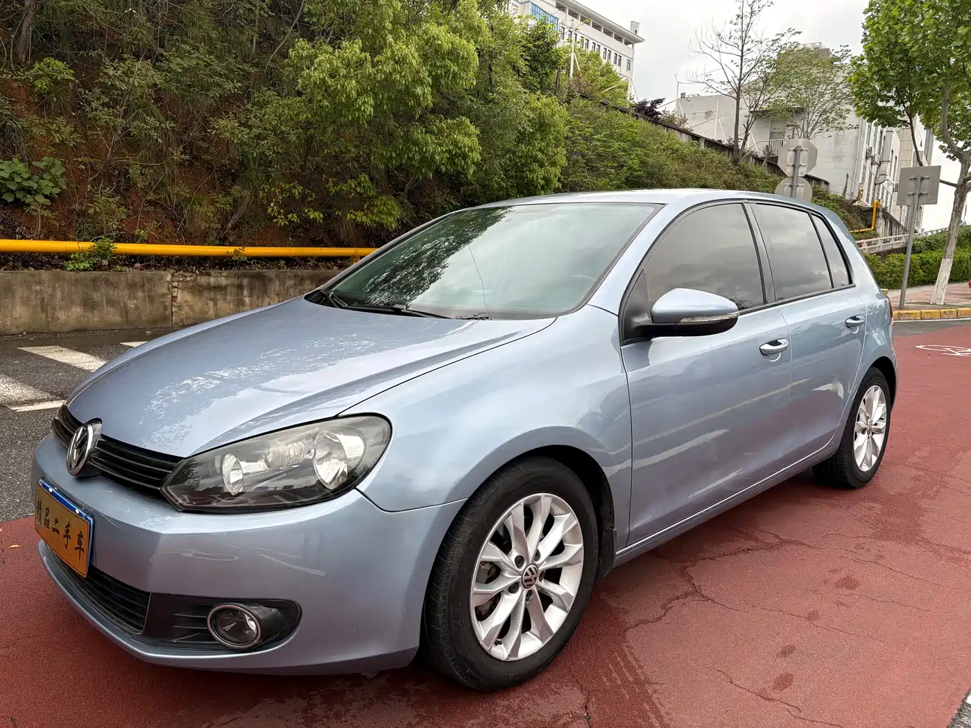 Volkswagen Golf 2010 1.4TSI Automatic Luxury фото 3
