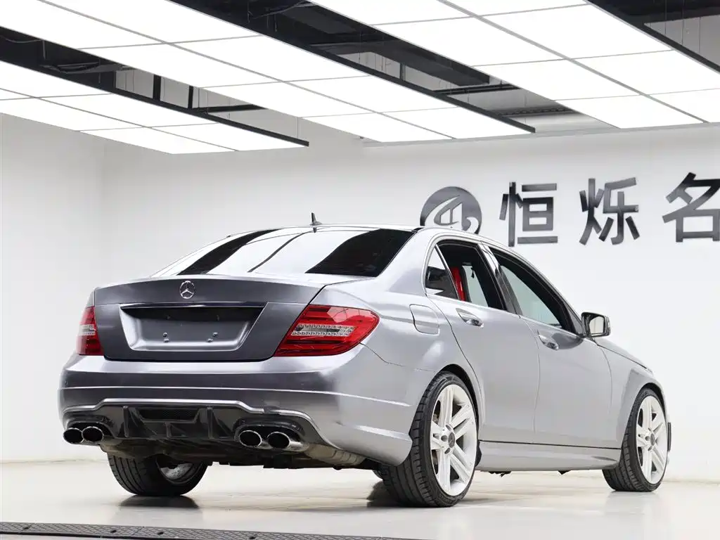 Mercedes-Benz C-Class AMG 2010 AMG C 63 Sport Enhanced Edition фото 26