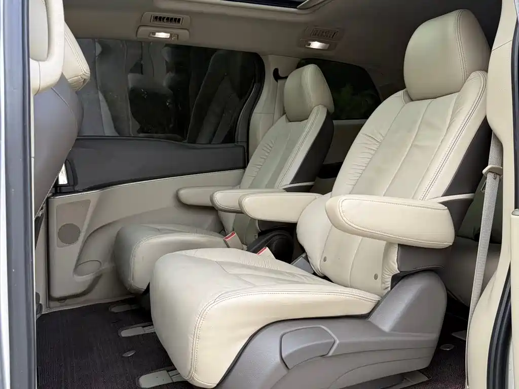Buick GL8 2013 2.4L LT Luxury Business Executive Edition фото 7