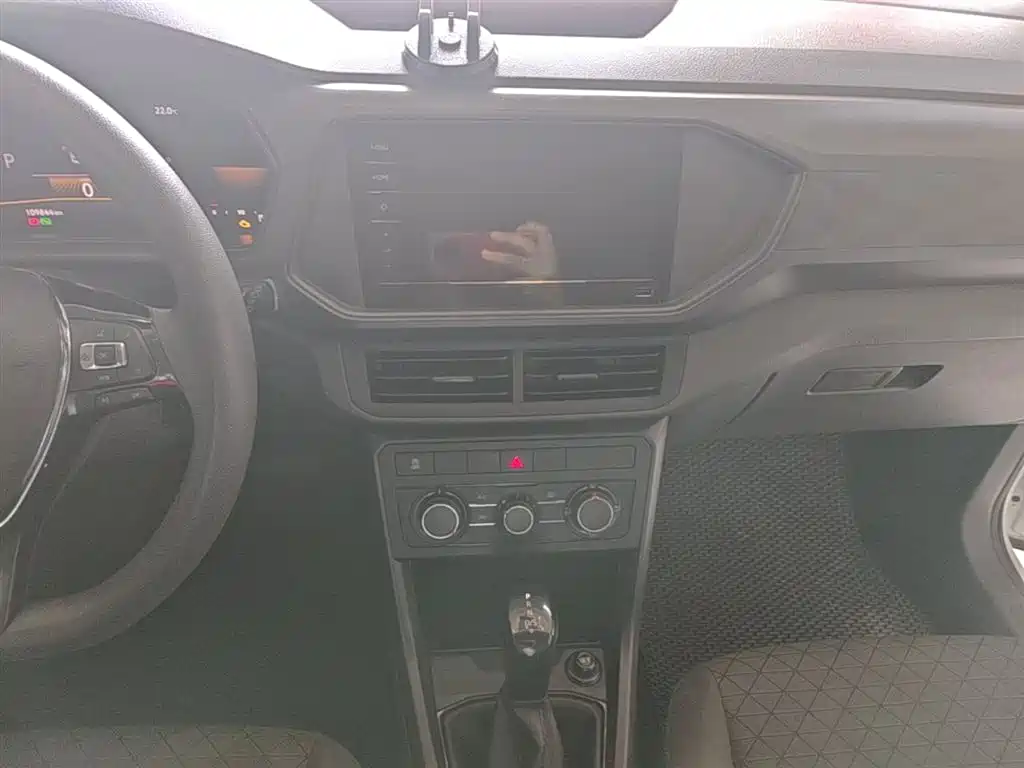 VOLKSWAGEN TU KAI