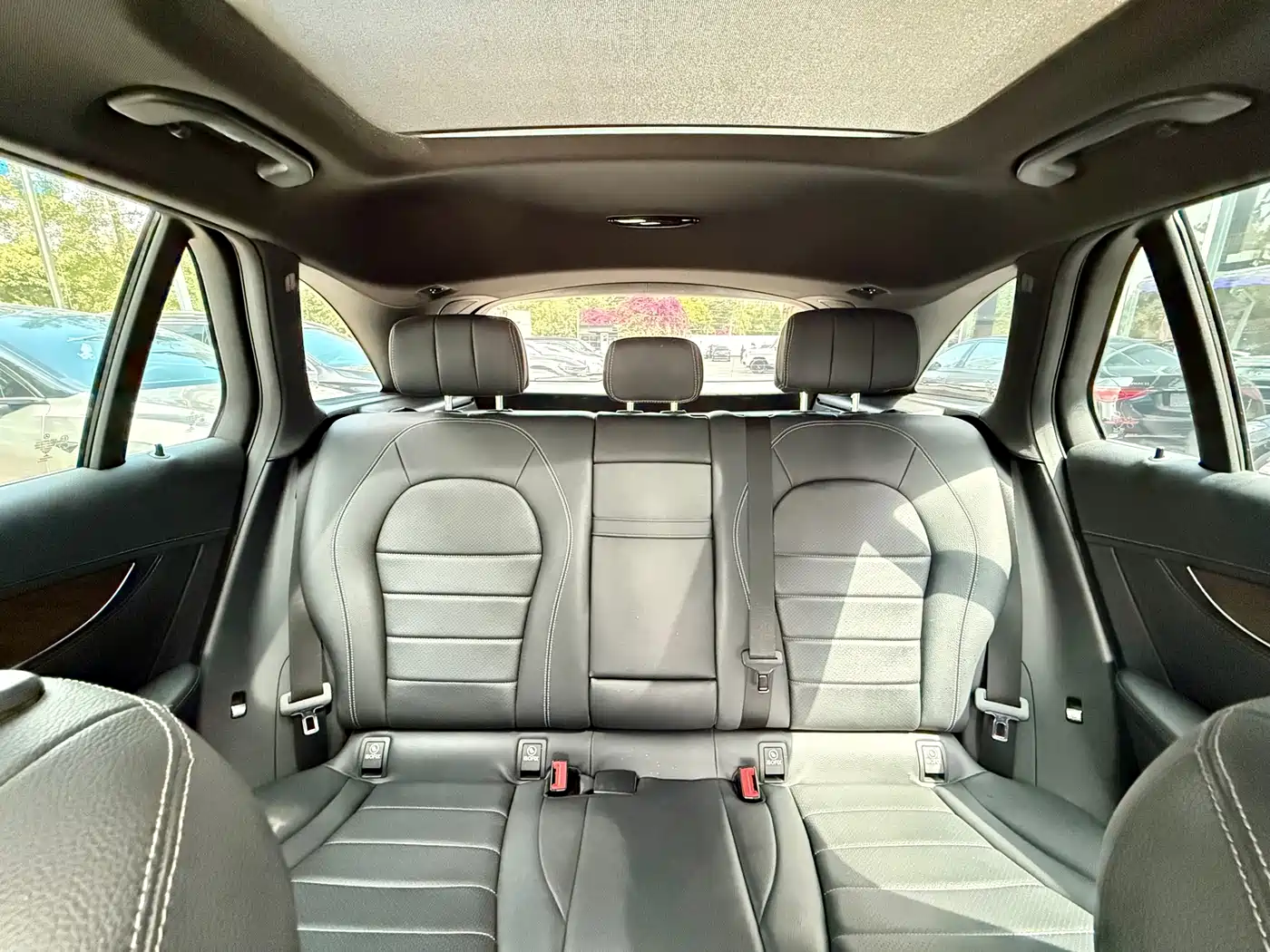 Mercedes-Benz GLC 2017 GLC 300 4MATIC Dynamic фото 33