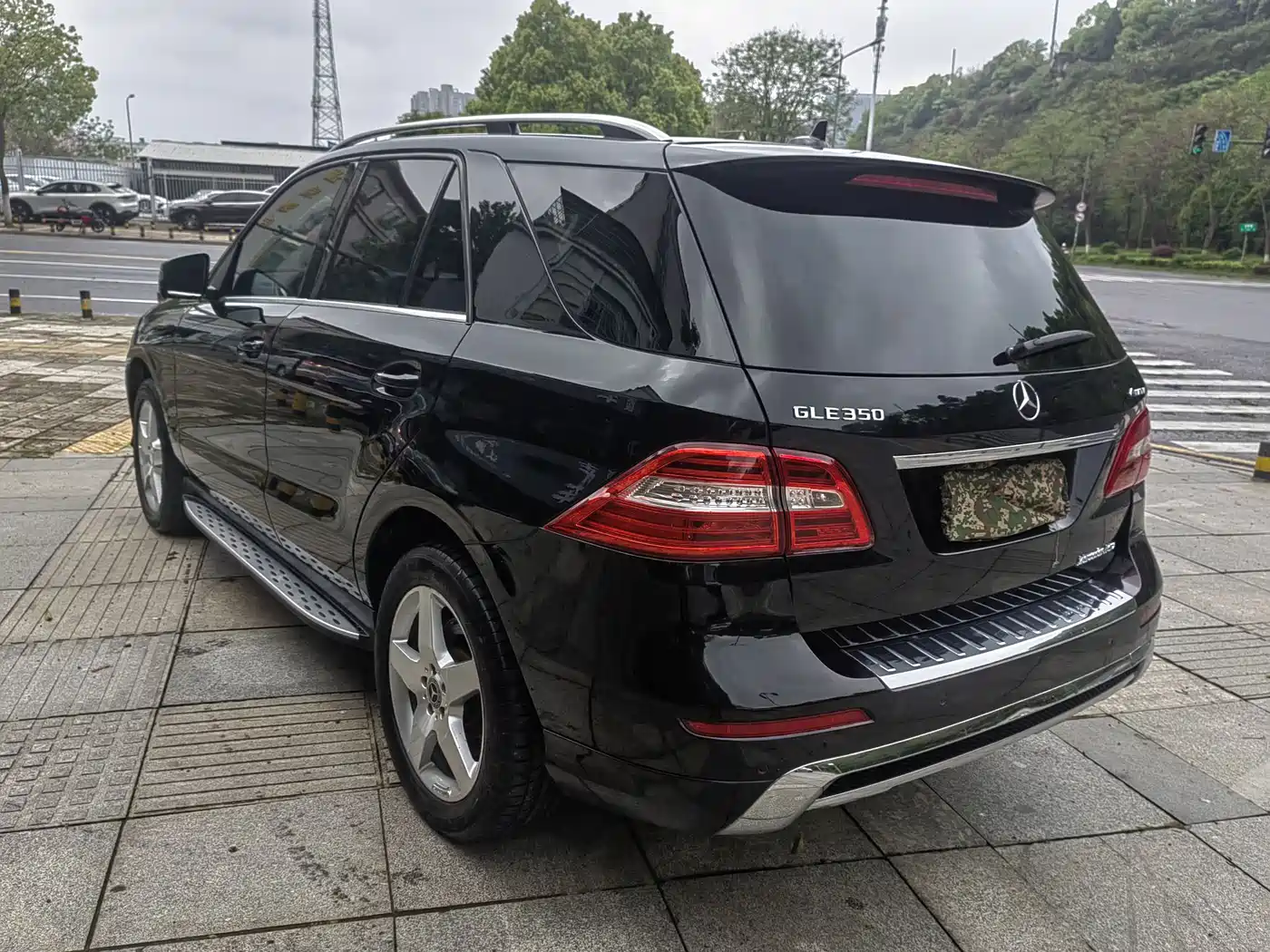 Mercedes-Benz M-Class 2012 Model ML 350 Luxury фото 4