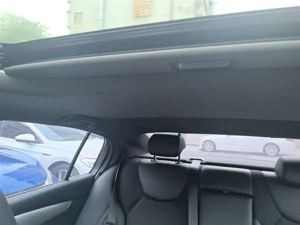 Cadillac CT5 2021 28T Technical фото 18