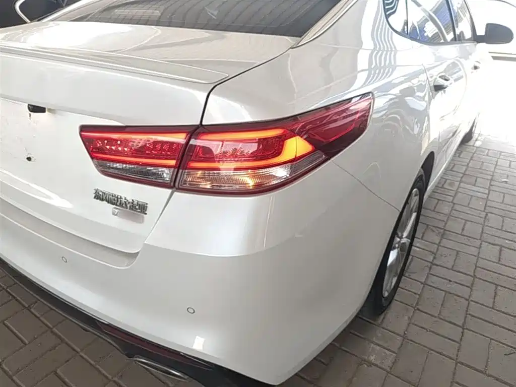 Kia K5 2016 1.6T Automatic LUX фото 8