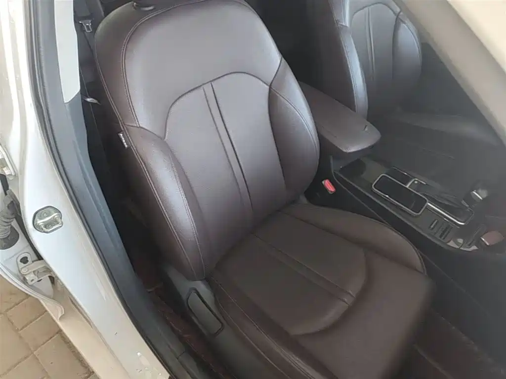 Kia K5 2016 1.6T Automatic LUX фото 25