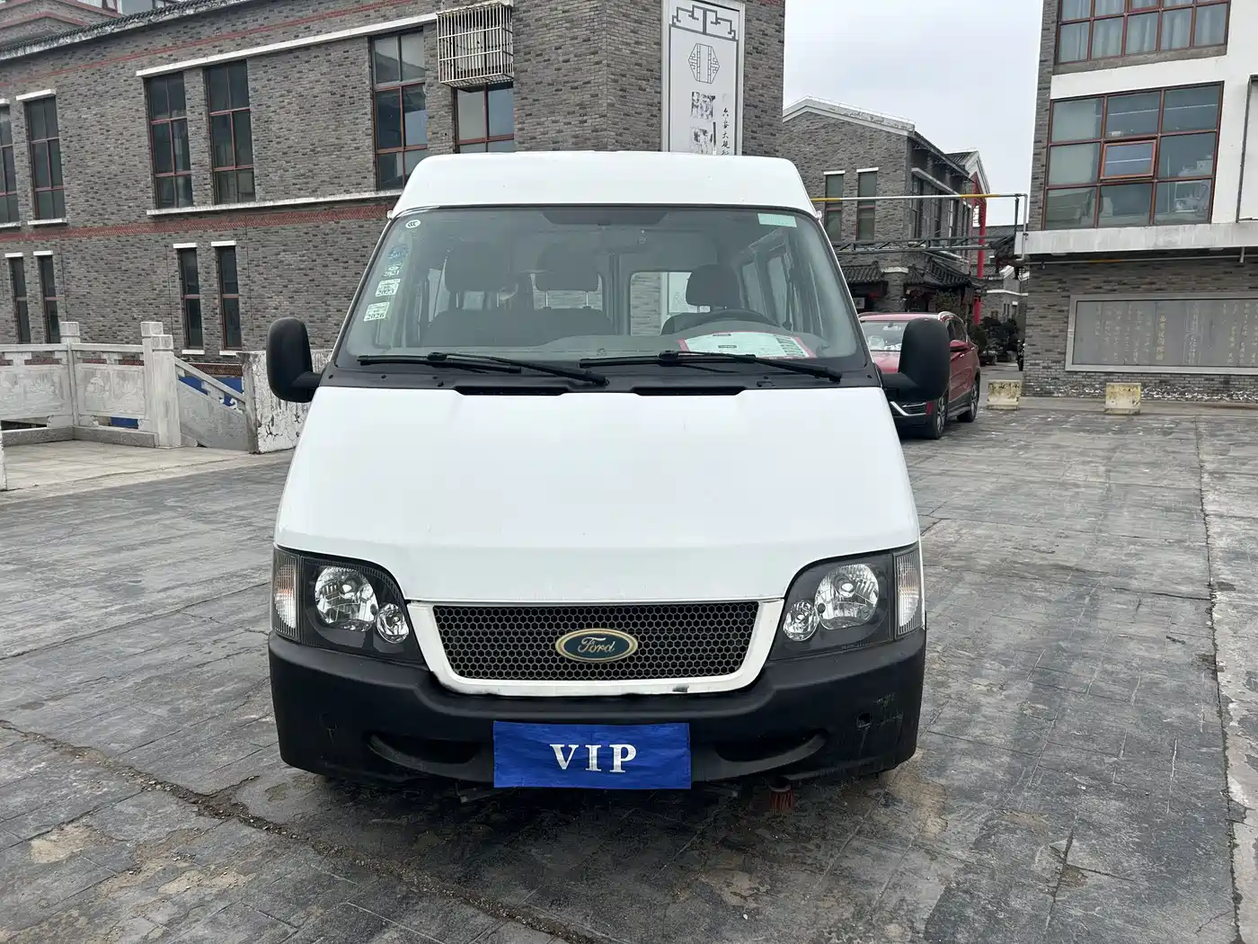 Ford Classic Transit 2015 2015 2.8T Diesel Short Wheelbase 6-Seater Mid-Roof MPV JX493ZLQ4