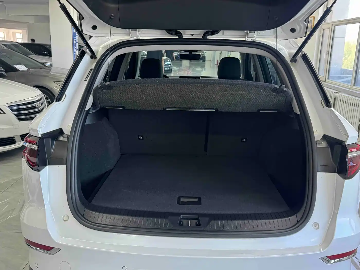 BYD Song Pro New Energy 2019 DM 1.5T 4WD Performance Luxury фото 8