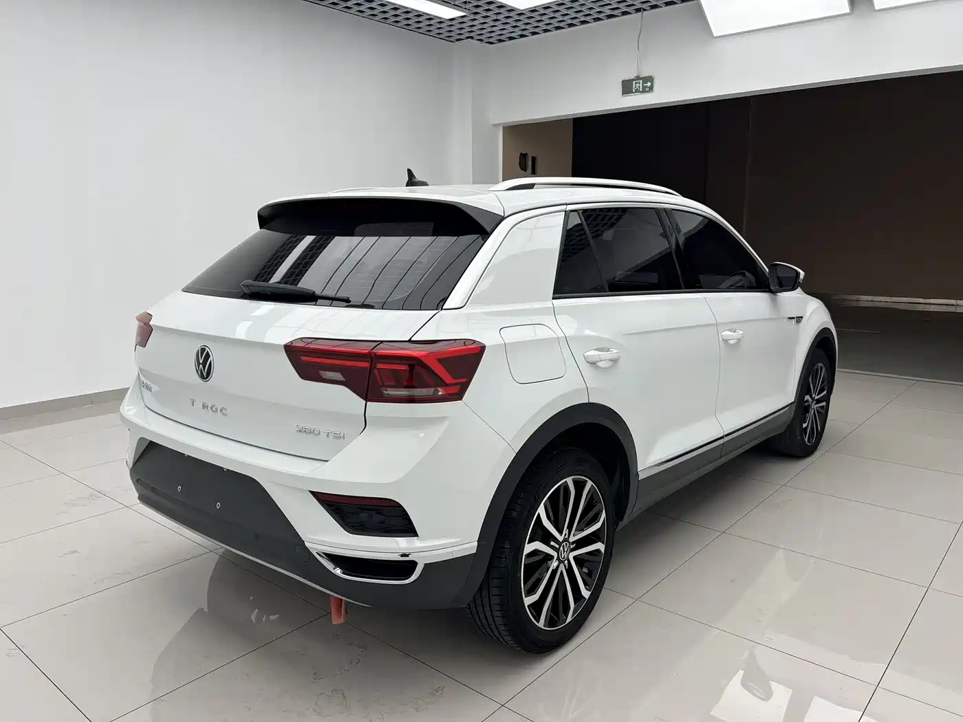 Volkswagen T-ROC 2022 280TSI DSG 2WD Comfort PLUS фото 6