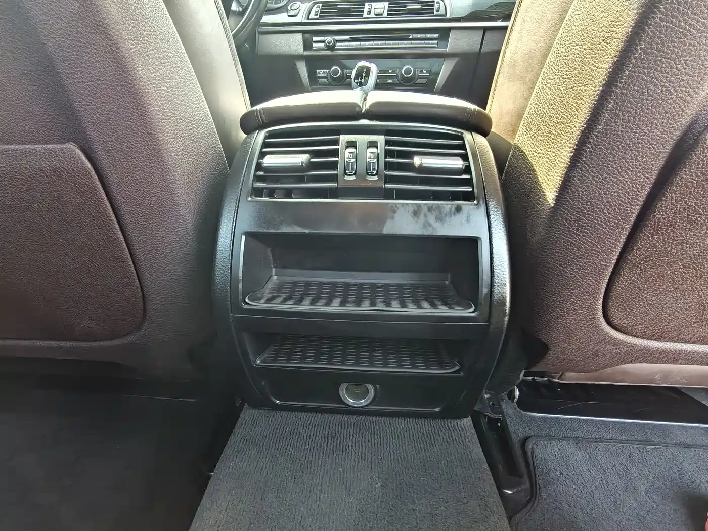 BMW 5 Series 2014 525Li Luxury Design Package фото 13