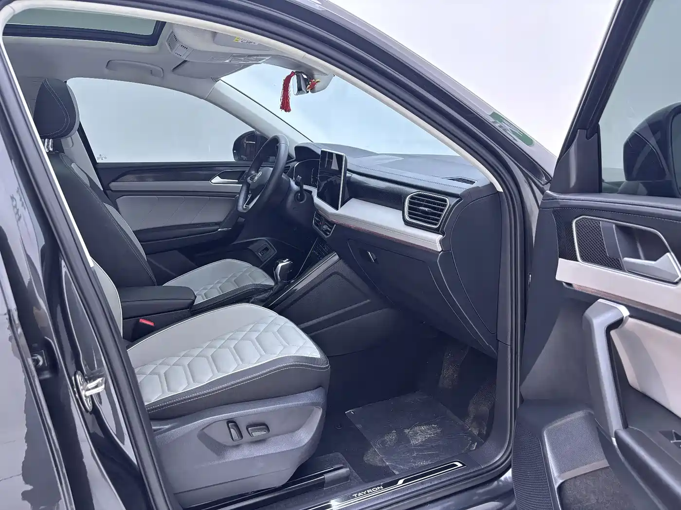 Volkswagen Tayron 2023 280TSI 2WD Luxury Plus Advanced Edition фото 19