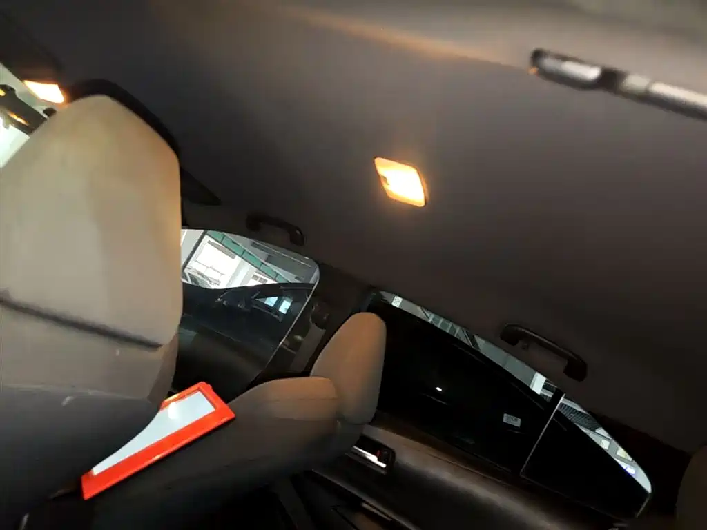 Toyota Levin 2019 185T CVT Entry Edition China VI фото 18
