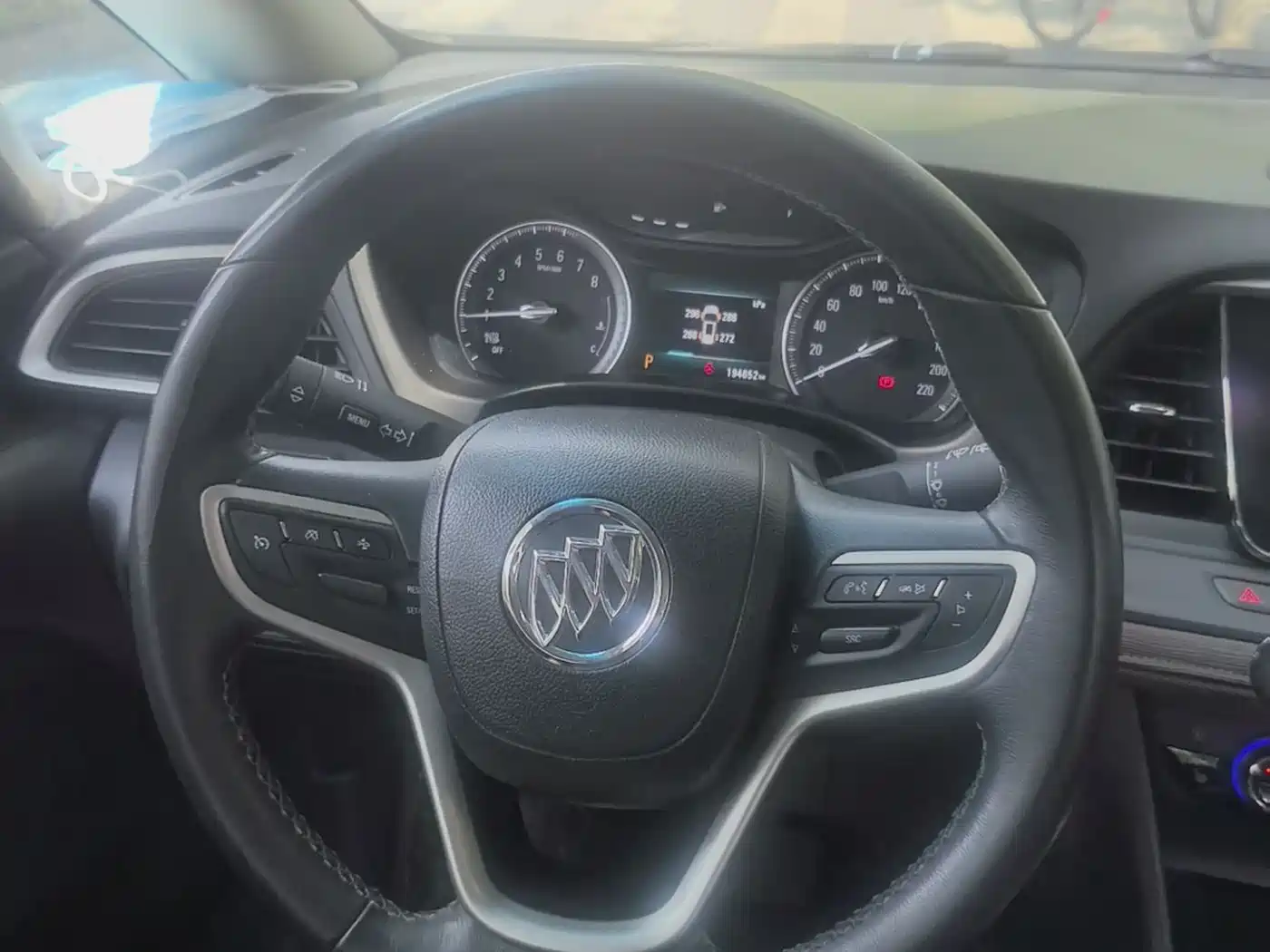 Buick GL6 2019 18T 6-seat Connected Luxury China VI фото 17
