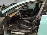 Фото 8 - Tesla Model 3