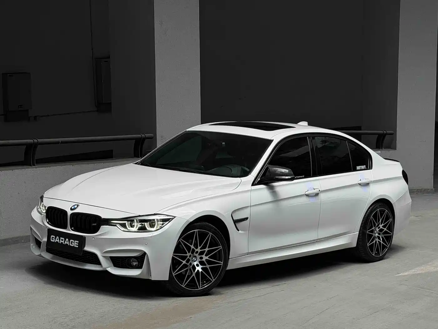 BMW 3 Series 2018 320i M Sport Package