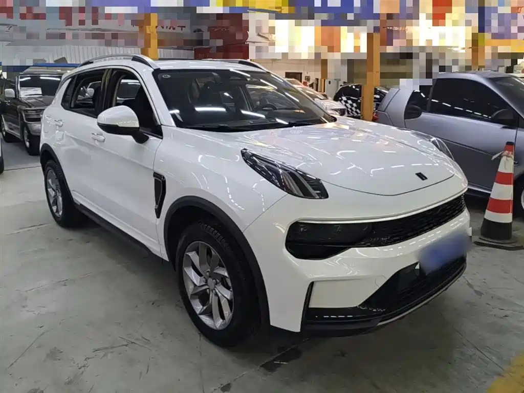 Lynk & Co 01 2023 2.0TD 2WD Asian Games Edition фото 4