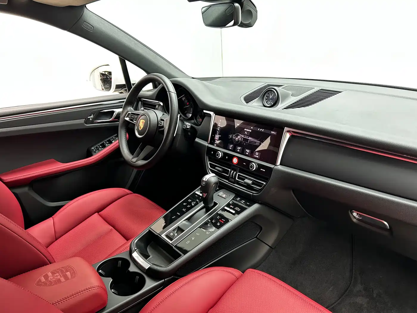 Porsche Macan 2023 Macan 2.0T фото 21