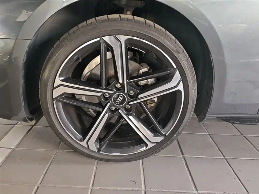Audi A4L 2024 40 TFSI Luxury Dynamic фото 23