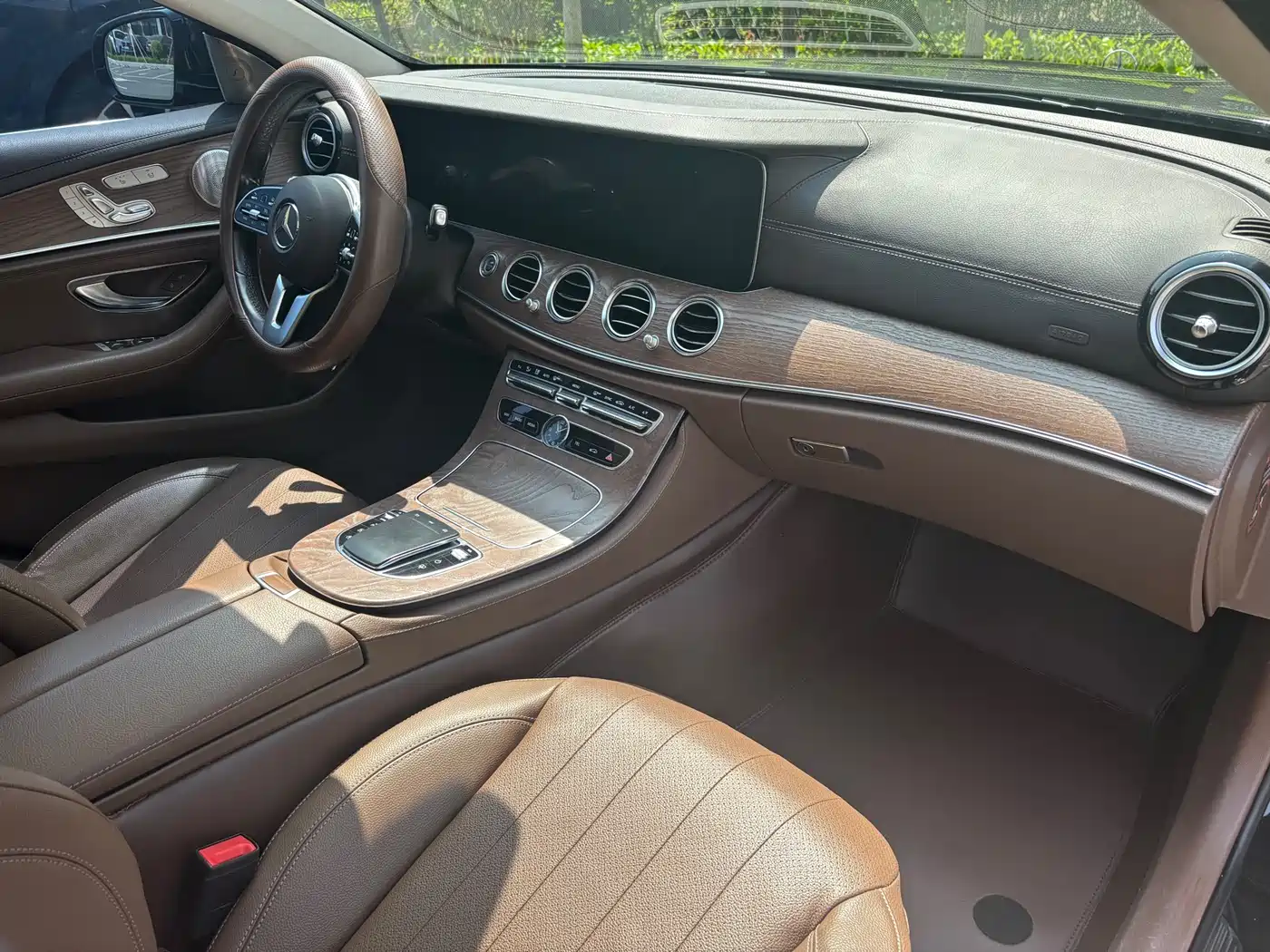 Mercedes-Benz E-Class 2019 Facelift E 300 L Luxury фото 13