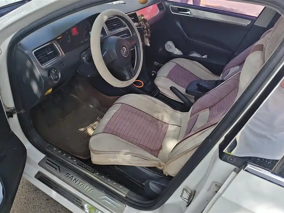 Volkswagen Santana 2015 1.6L Manual Trend Edition фото 9