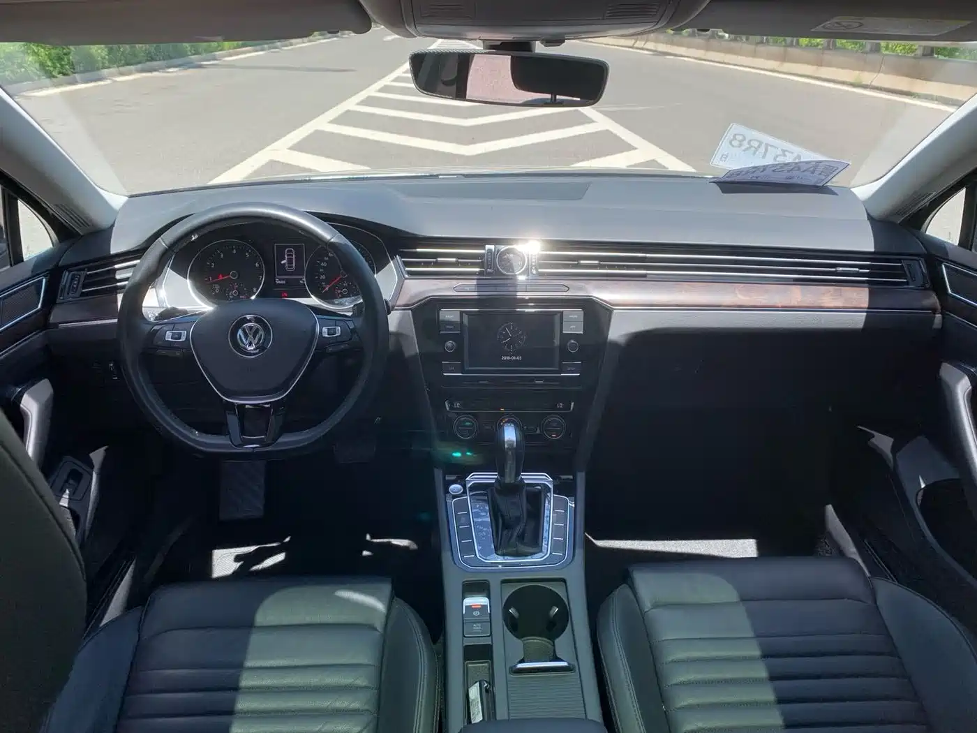 Volkswagen Magotan 2018 Facelift 330TSI DSG Luxury фото 6