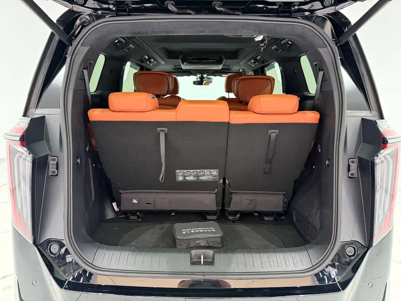 GAC Trumpchi Trumpchi E9 2024 E9 Lunar New Year Edition фото 14