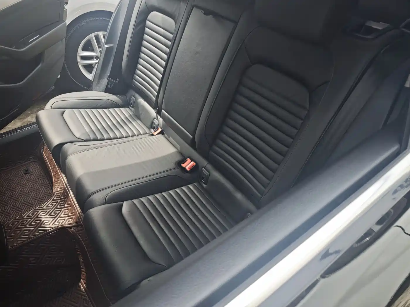 Volkswagen Magotan 2019 330TSI DSG Leading China VI фото 31