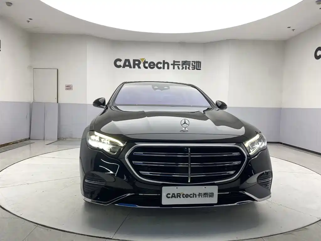 Mercedes-Benz E-Class 2024 E 300 L Fashion фото 3